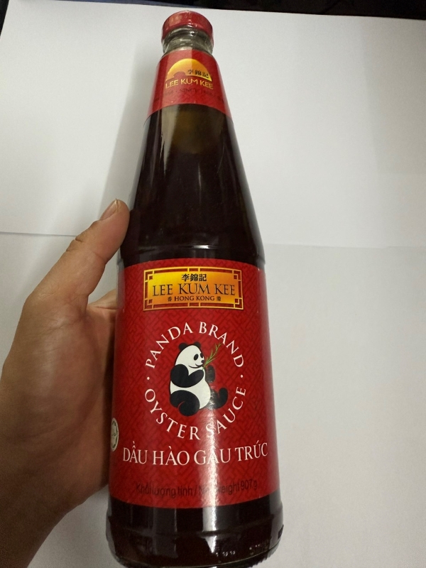Dầu Hào Gấu Trúc Lee Kum Kee 907g/chai
