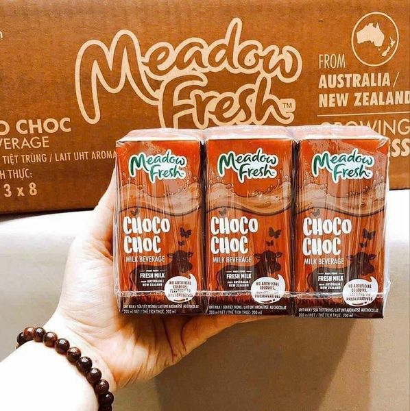 Sữa tươi meadow fresh úc vị socola thùng 24 hộp 200ml date t9/24