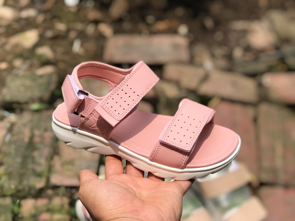 Dép quai hậu nữ BT DEG00200 cho bé từ 7 đến 15 tuổi (34-39), bền, rất nhẹ, và rất đẹp (hồng, kem)