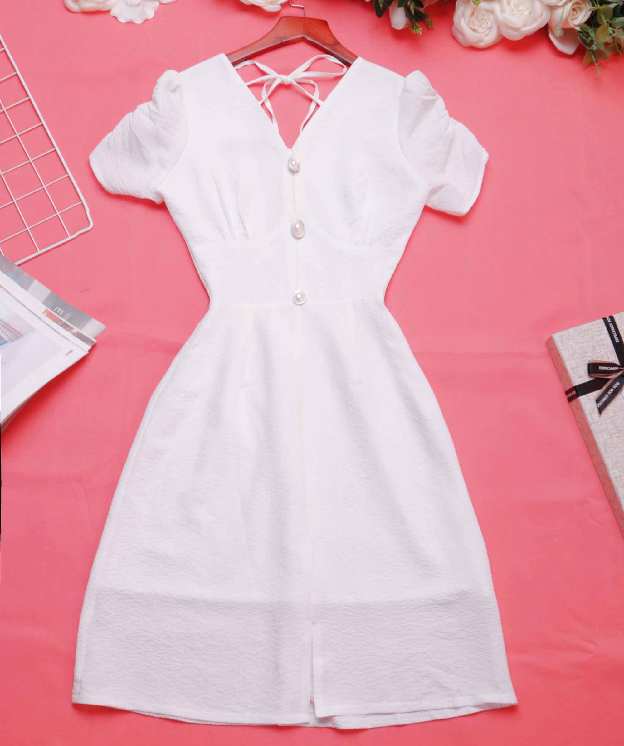 Đầm trắng dự tiệc sang trọng xinh chữ a cổ v thiết kế thanh lịch tay ngắn eo tôn dáng hợp dự tiệc cưới - Lux W Fashion