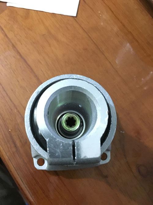 Bắp chuối máy cắt cỏ 28mm 9 khía chống rung