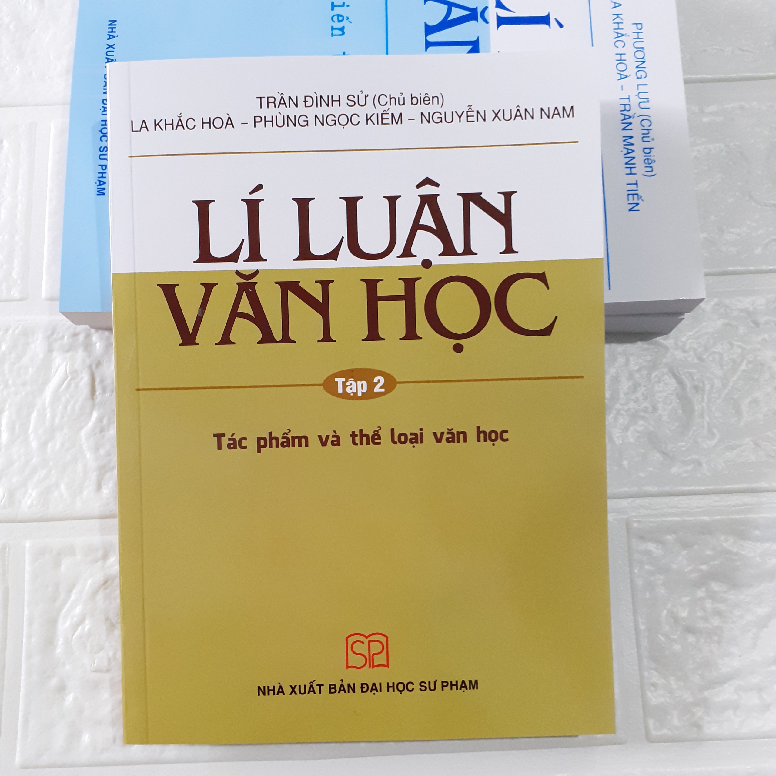 Lí luận Văn học Tập 2