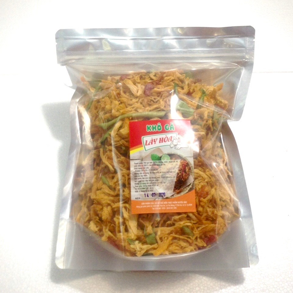 [HCM]500g Khô gà lá chanh cay GIÒN VỪA Lày Hòa (bịch ziper 500gr) chế biến từ những nguyên liệu tươi mới đảm bảo vệ sinh an toàn thực phẩm