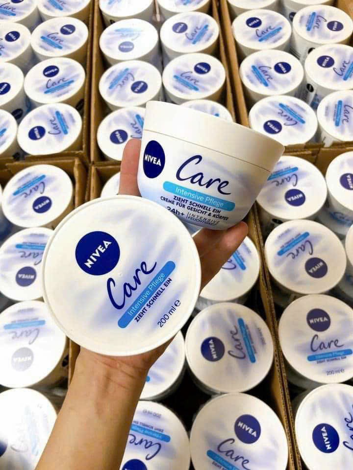 Kem dưỡng ẩm Nivea Care Sensitive chống da khô nứt nẻ cho da nhạy cảm, 200ml