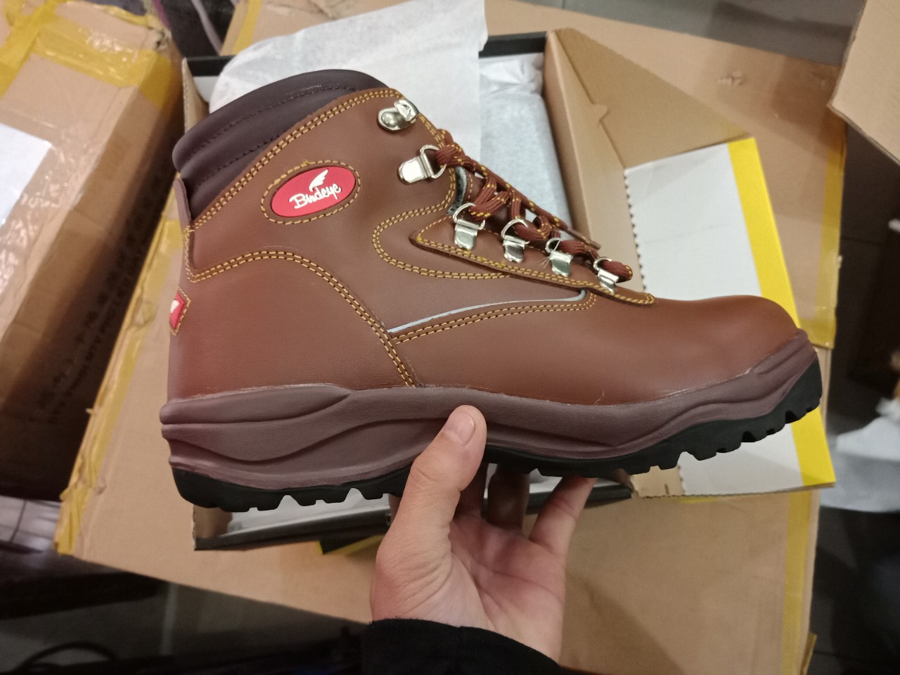 giầy bảo hộ hans hs05 hàn quốc chất liệu da bò  dáng cao cổ ,có viền dây phản quang