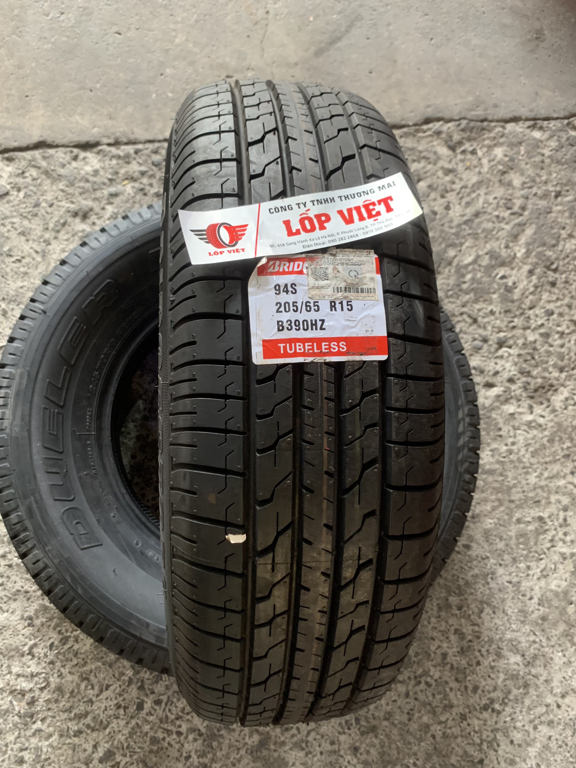 Lốp Bridgestone_205/65R15_B390_Indo (DATE 2024) (Innova, Cruze, Isuzu Hilander, Camry, Sonata, Audi A4, Accord, Mazda 929)