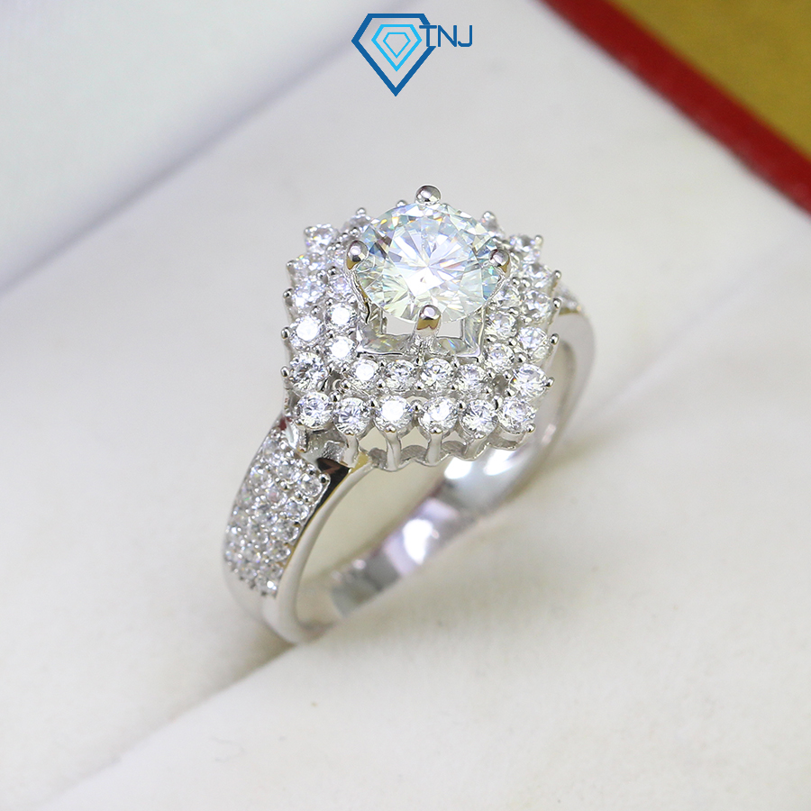 Nhẫn kim cương nữ Moissanite loại 6.5ly xi bạch kim, kiểm định GRA cao cấp hình bông tuyết đẹp NNM0013 - Trang Sức TNJ