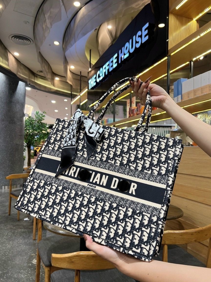 Túi công sở thổ cẩm size 41 tặng kèm lụa
