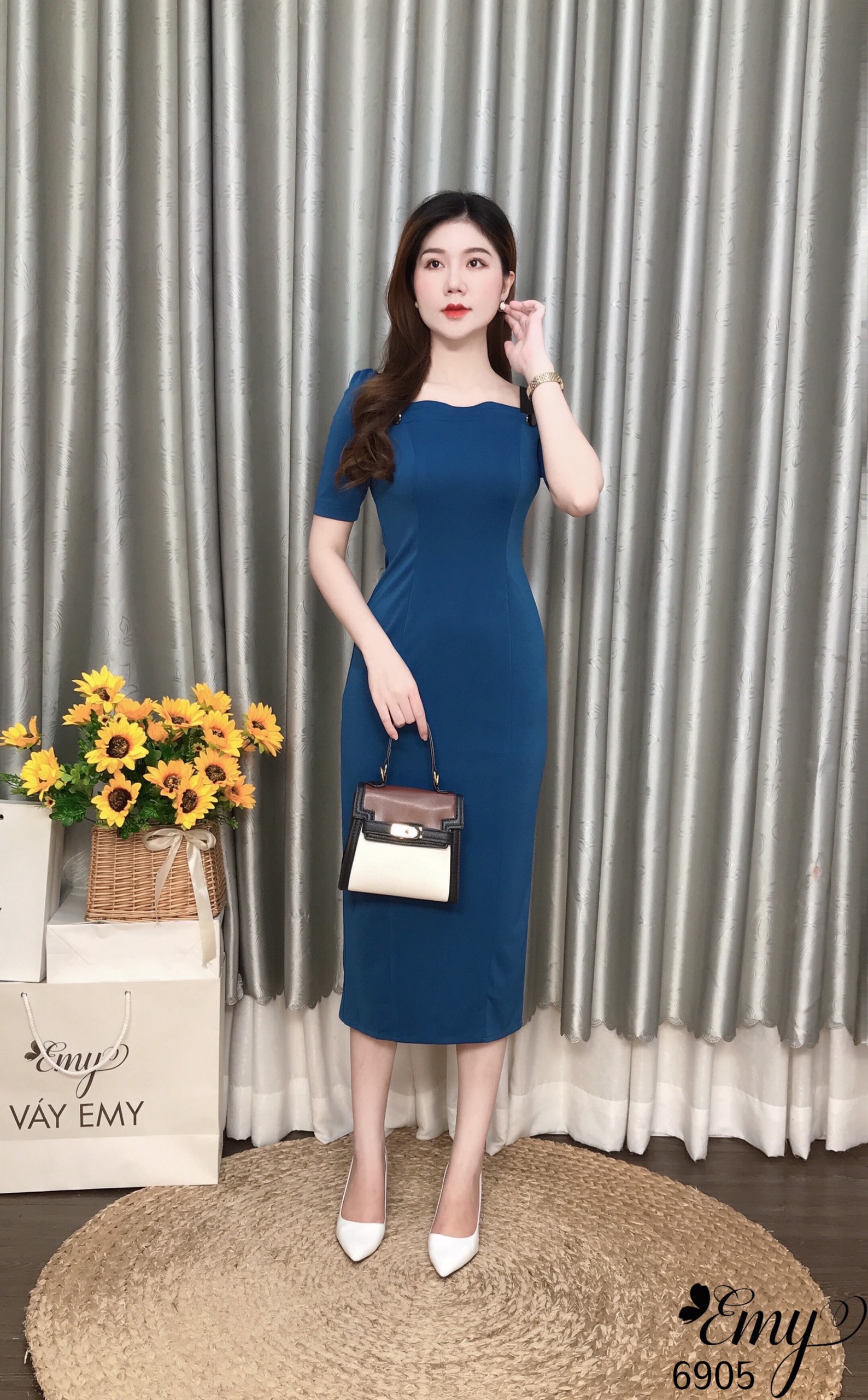 Đầm emy em6905 body xanh trơn