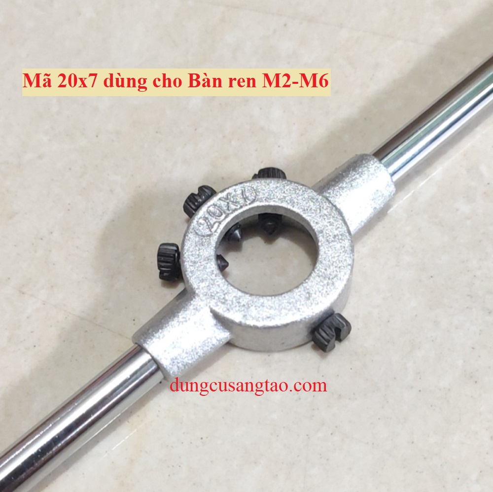 Tay cầm taro ren ngoài M1-M1.8 (mã 16x5) / Tay vặn Bàn ren M2-M6 (mã 20x7). KHÔNG GỒM BÀN REN