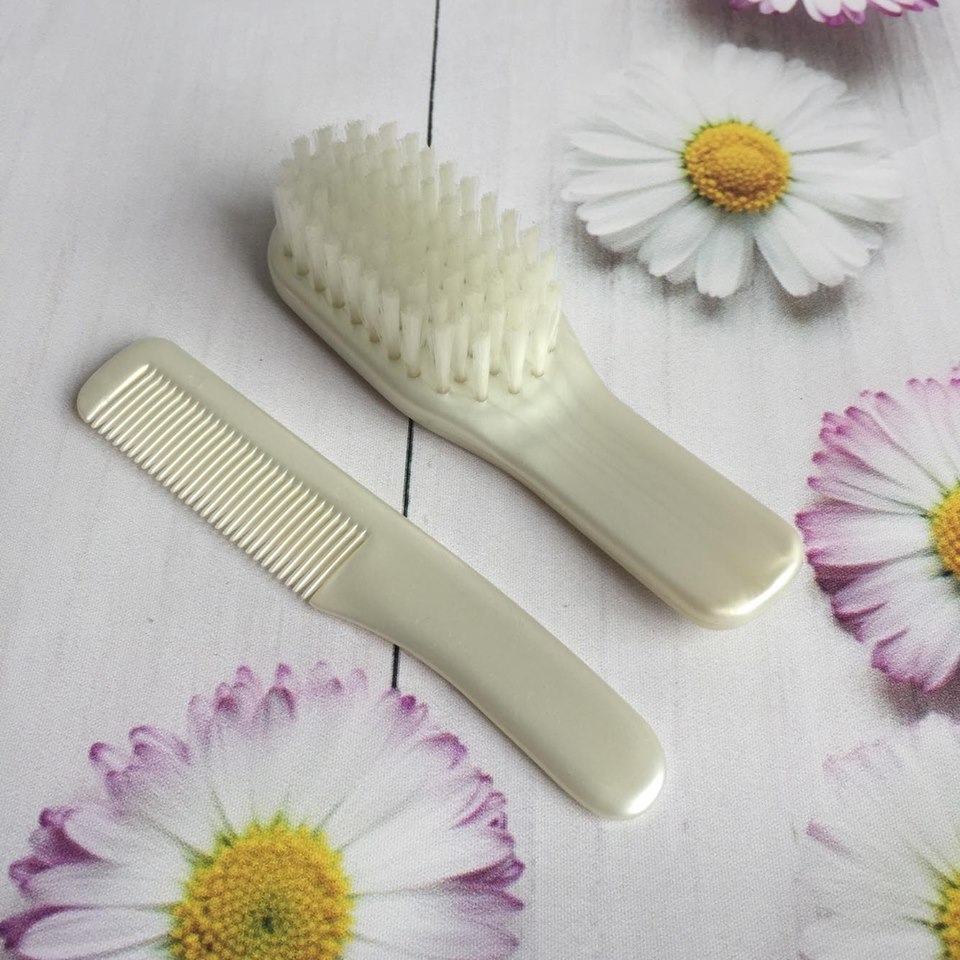 Bộ lược chải tóc cho bé Tommee Tippee