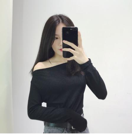 Áo lệch vai thụng-apg11 bhl2000