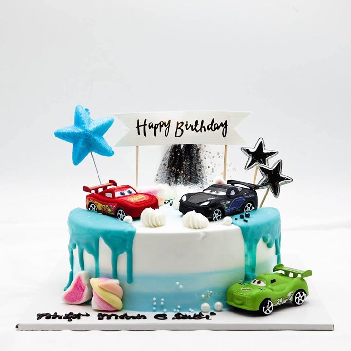 Bánh gato sinh nhật cho bé trai 3 tuổi yêu thích ô tô 3455 - Bánh fondant