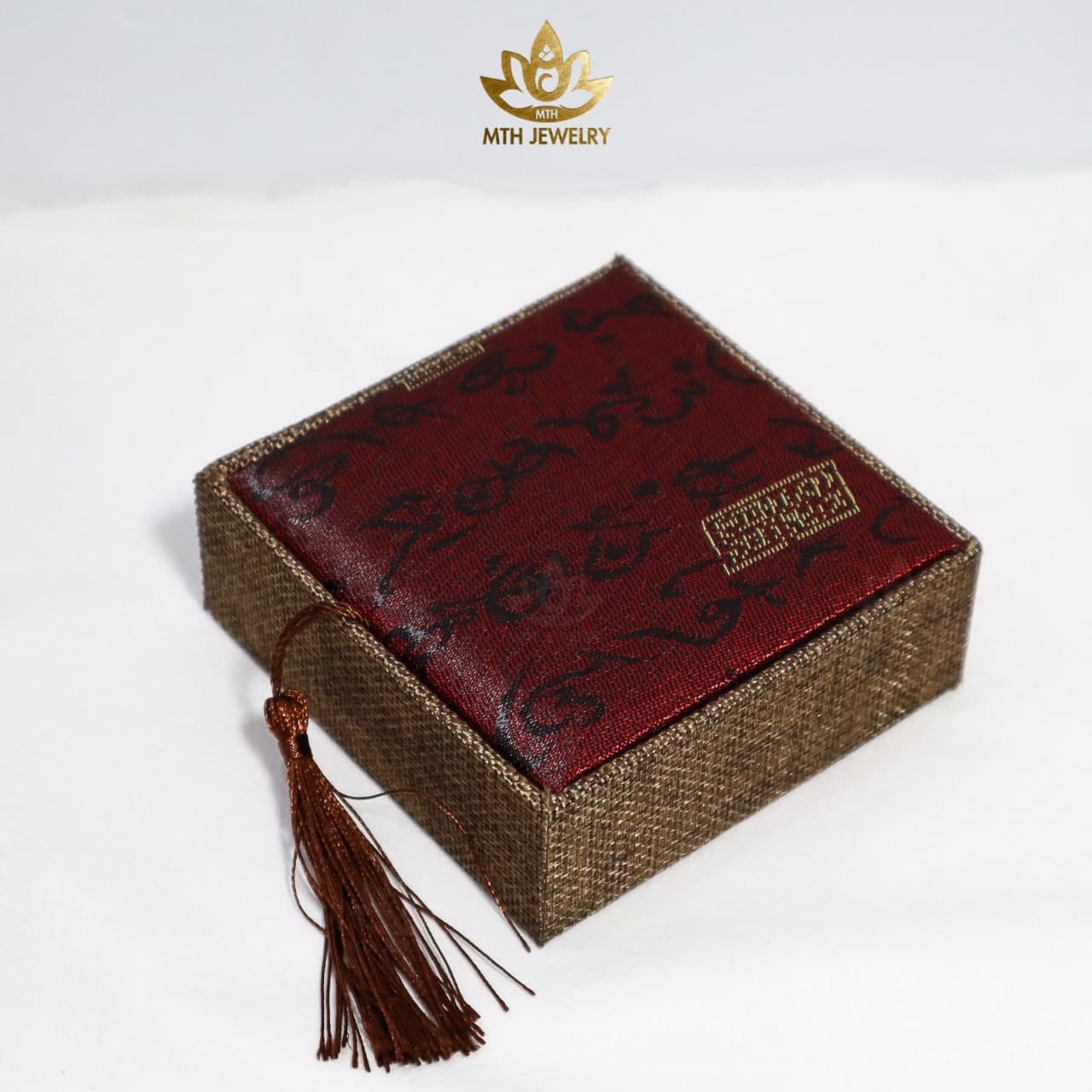 Hộp Gấm(Nhung) đựng vòng, đồ phong thủy sang trọng (11x11x3)