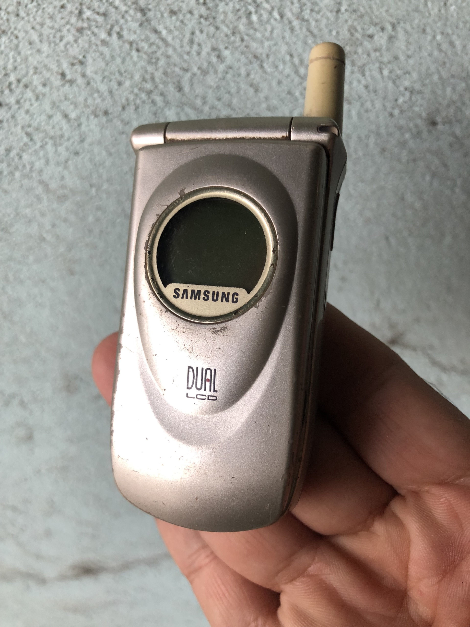 Samsung A200 Phone