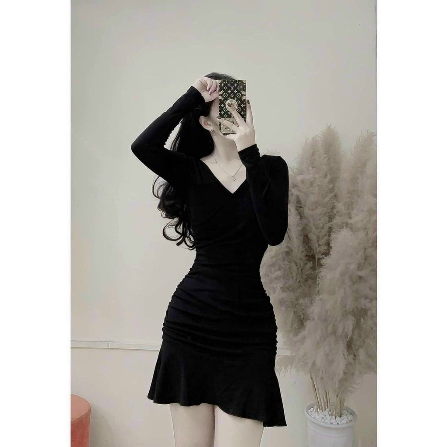 Váy đầm nữ body tay dài cổ V đuôi cá quyến rũ