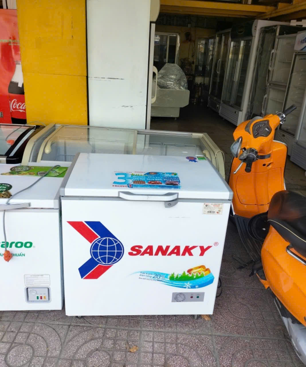 tủ đông hiệu sanaky dung tích 175 lít mới 90%