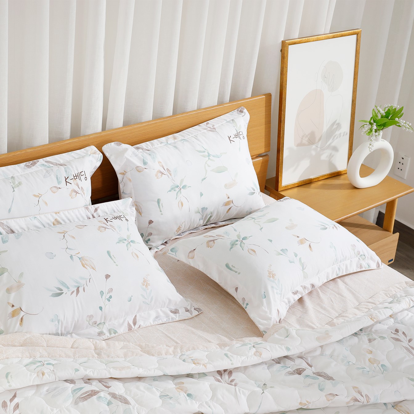 Ruột gối nằm kèm vỏ gối K-Bedding by Everon chất liệu gòn bi - nhiều kích thước