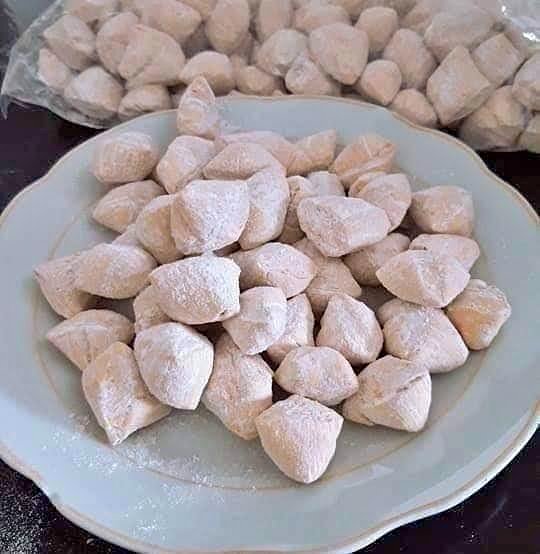 Kẹo ú gừng tuổi thơ