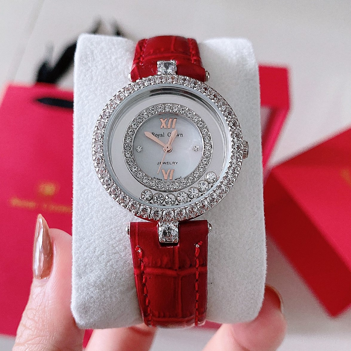 [HCM]Đồng Hồ Royal Crown Nữ 3628 Dây Da Đỏ 32mm Chính Hãng