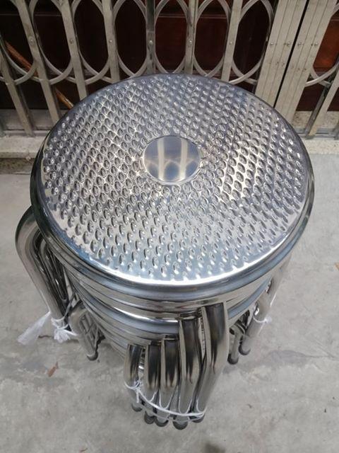 Bộ 6 ghế inox chân thẳng dầy dặn, chắc chắn