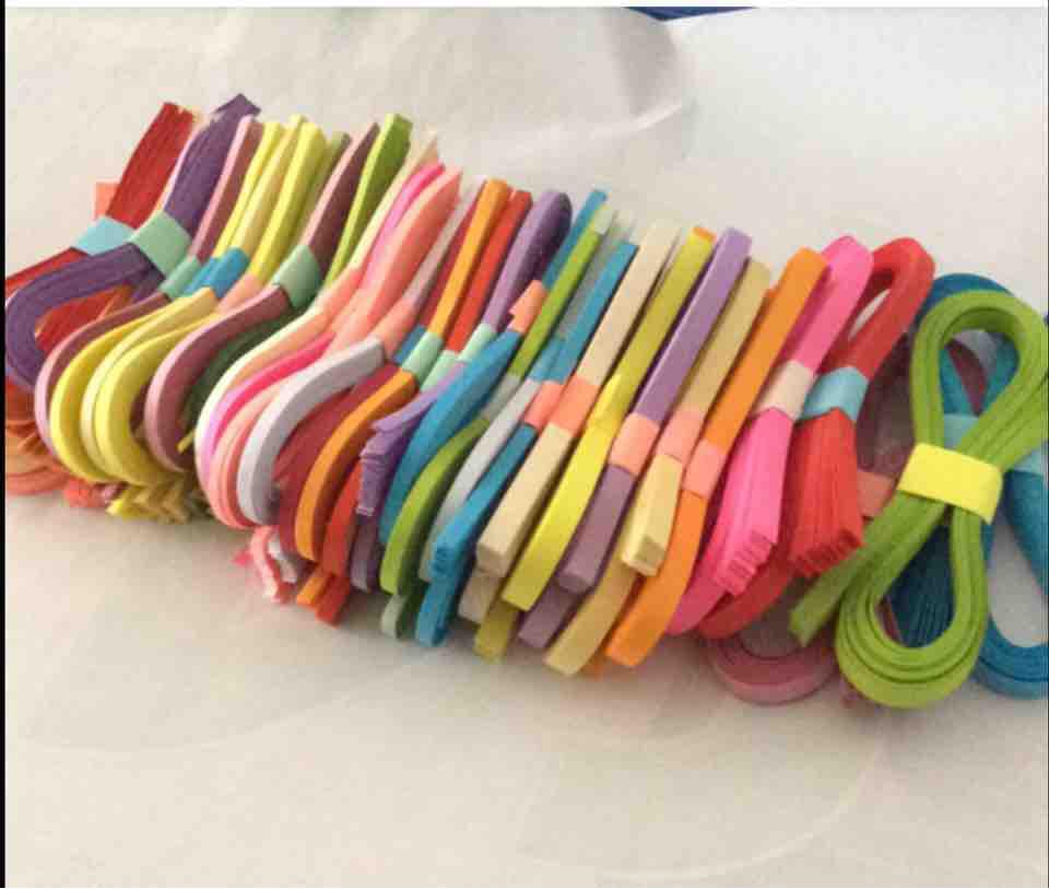 30 bó giấy quilling 3mm  tiết kiệm 20 k