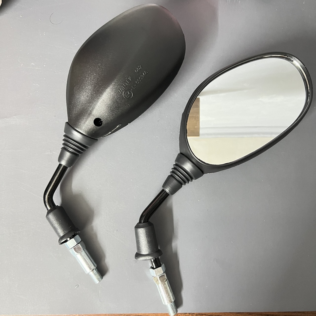 Kính/ Gương chiếu hậu VISION - SH - LEAD, Chân 10li thuận kèm ốc nối - Gắn được nhiều dòng xe