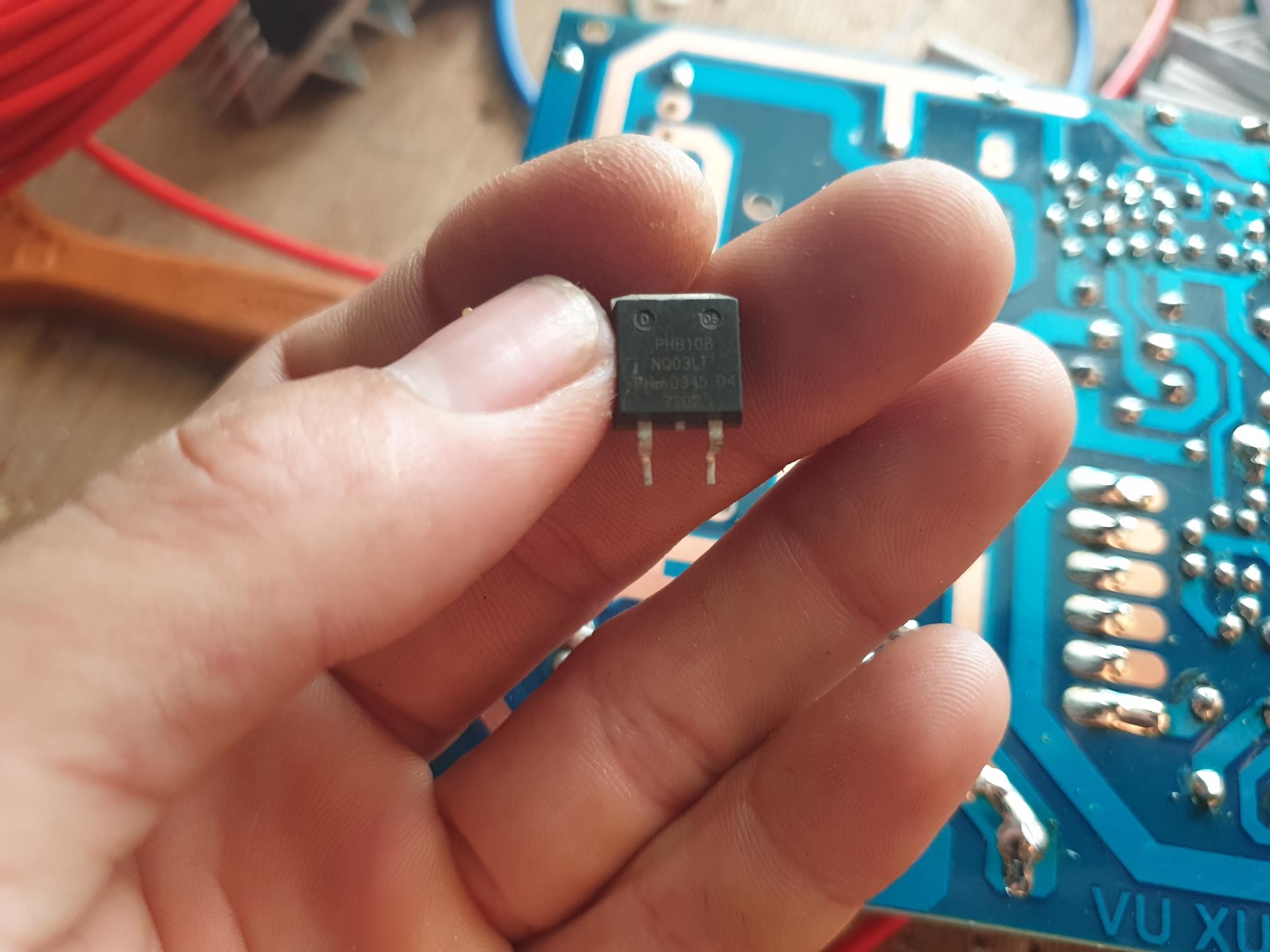 (10 chiếc) FET DÁN chống ngược kich điện tử 95n03 95A30V - fet dan chong nguoc dùng cho máy kich điện tử