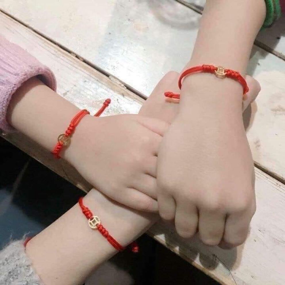 Vòng tay chỉ đỏ kim tiền vàng 10k Chấn Phong