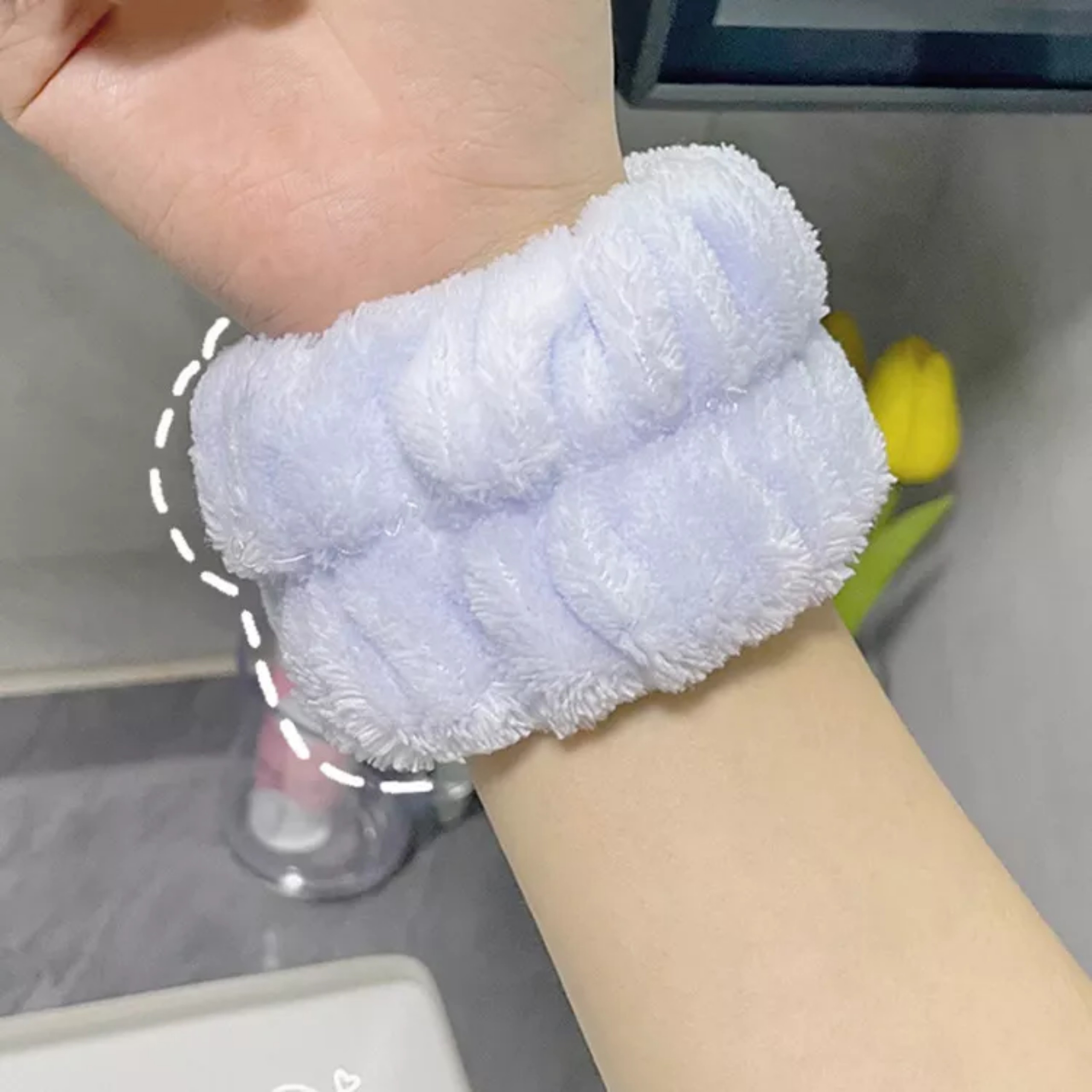 Vòng đeo cổ tay rửa mặt tránh ướt áo, ướt sàn mềm mại dobby93