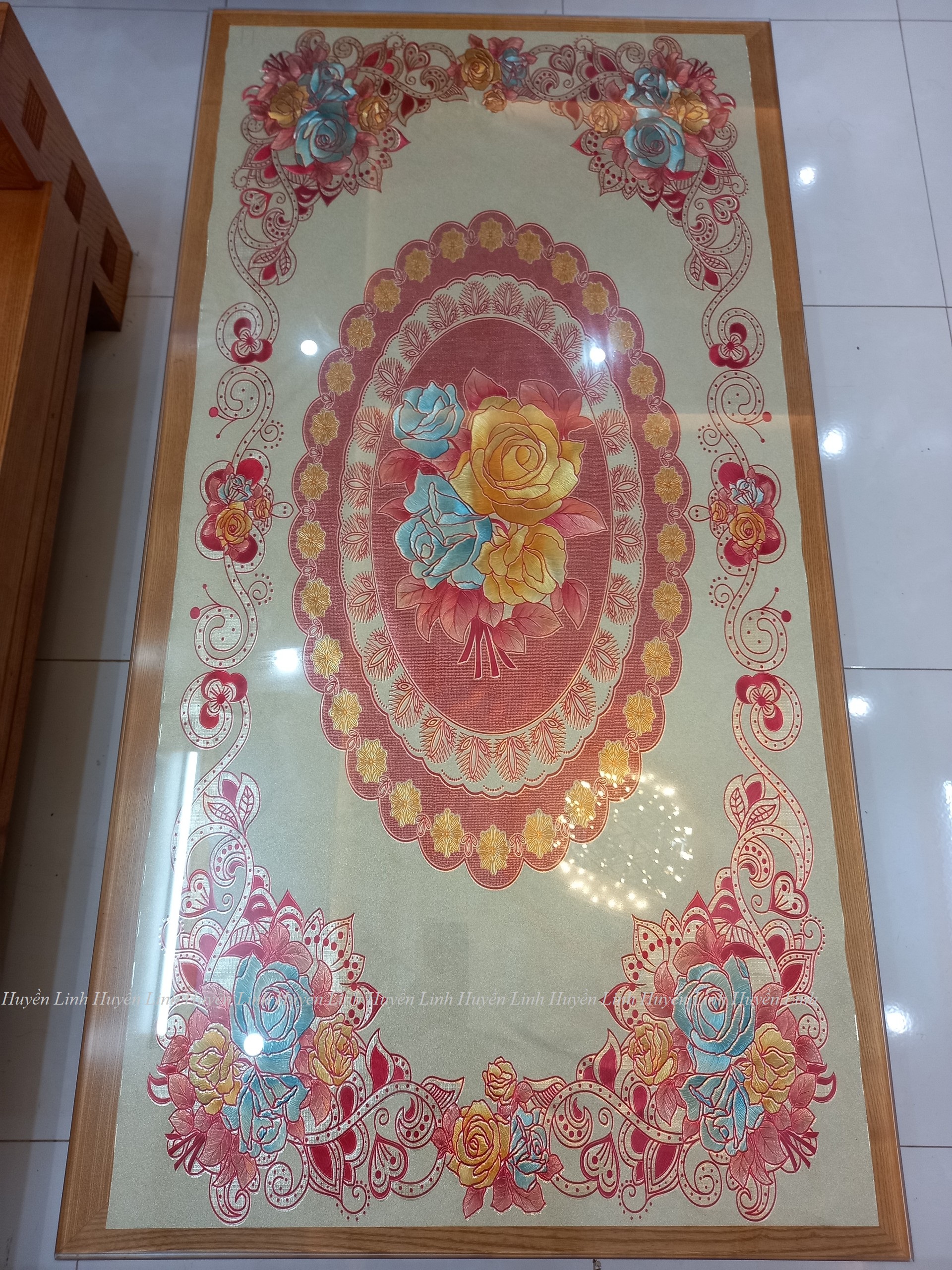 Khăn trải bàn rộng 60cm dài 120cm hoa văn nổi 3D sang trọng