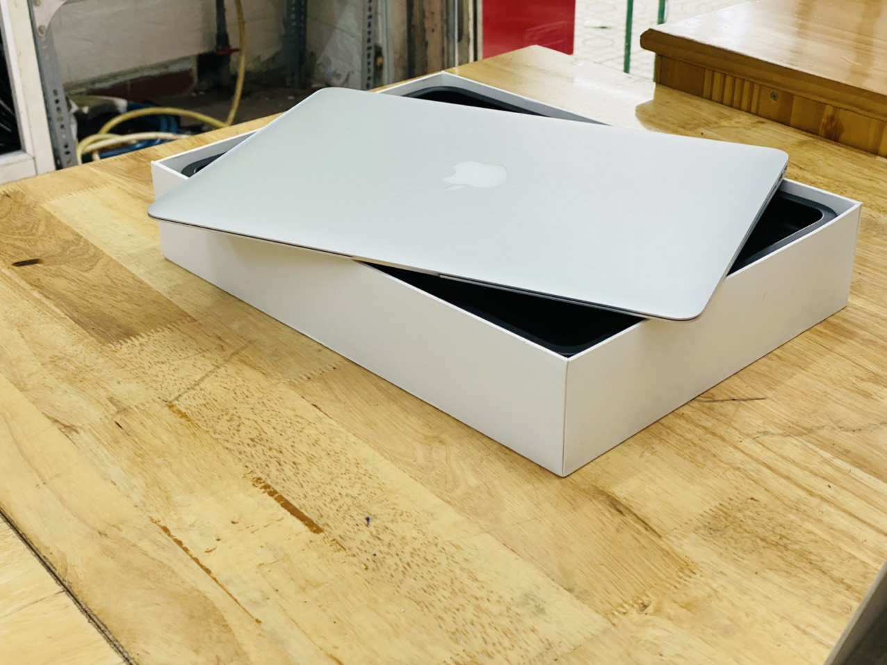 LAPTOP MQD32SA/A -2017 CORE I5 RAM 8GB SSD 128GB 13.3INCH