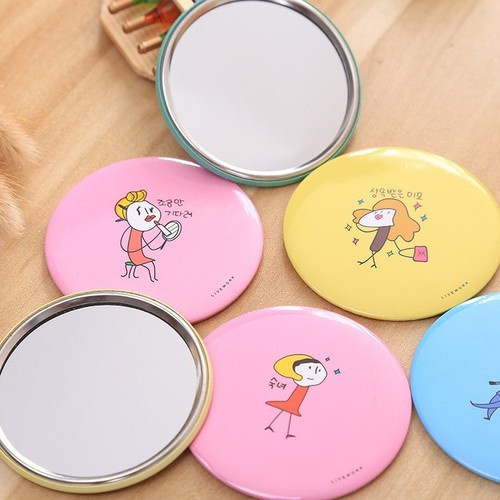 Gương Mini Hàn Quốc Siêu Dễ Thương