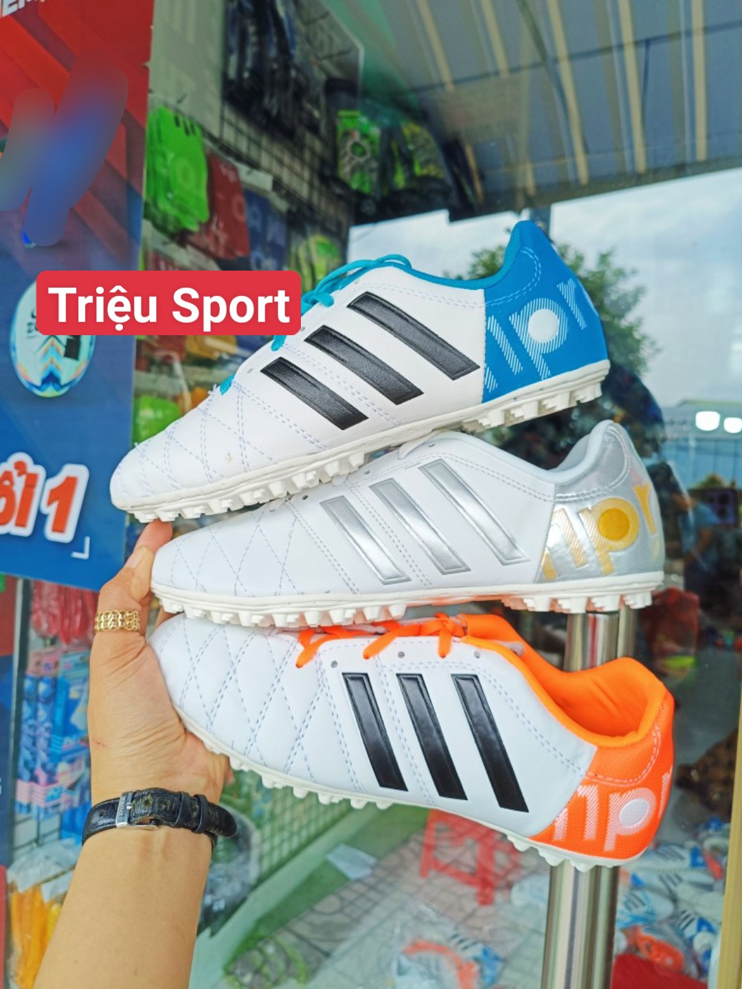 Giày đá bóng 3 sọc 11 pro Toni Kroos winpro