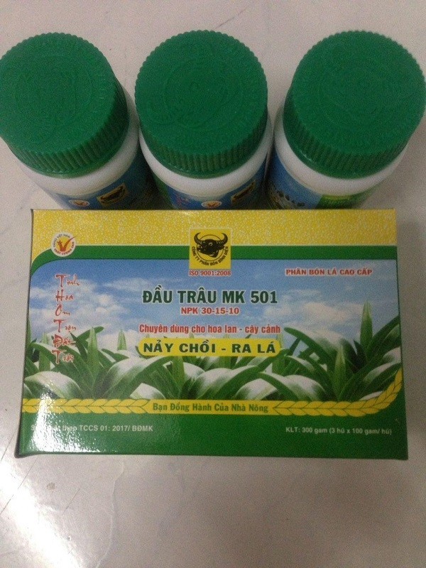 Phân bón lá Đầu Trâu NPK 501 chuyên hoa kiểng - Hũ 100gr