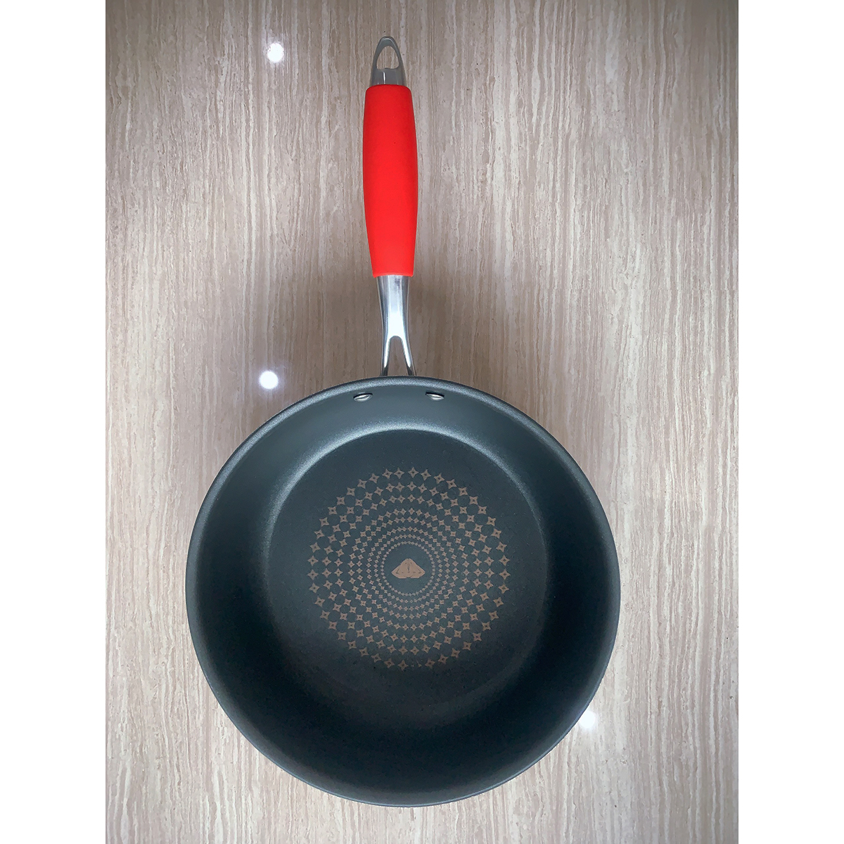 Chảo chống dính kim cương dùng trên bếp từ CREEN, Inox nguyên khối, tay cầm có bọc silicon chống nóng