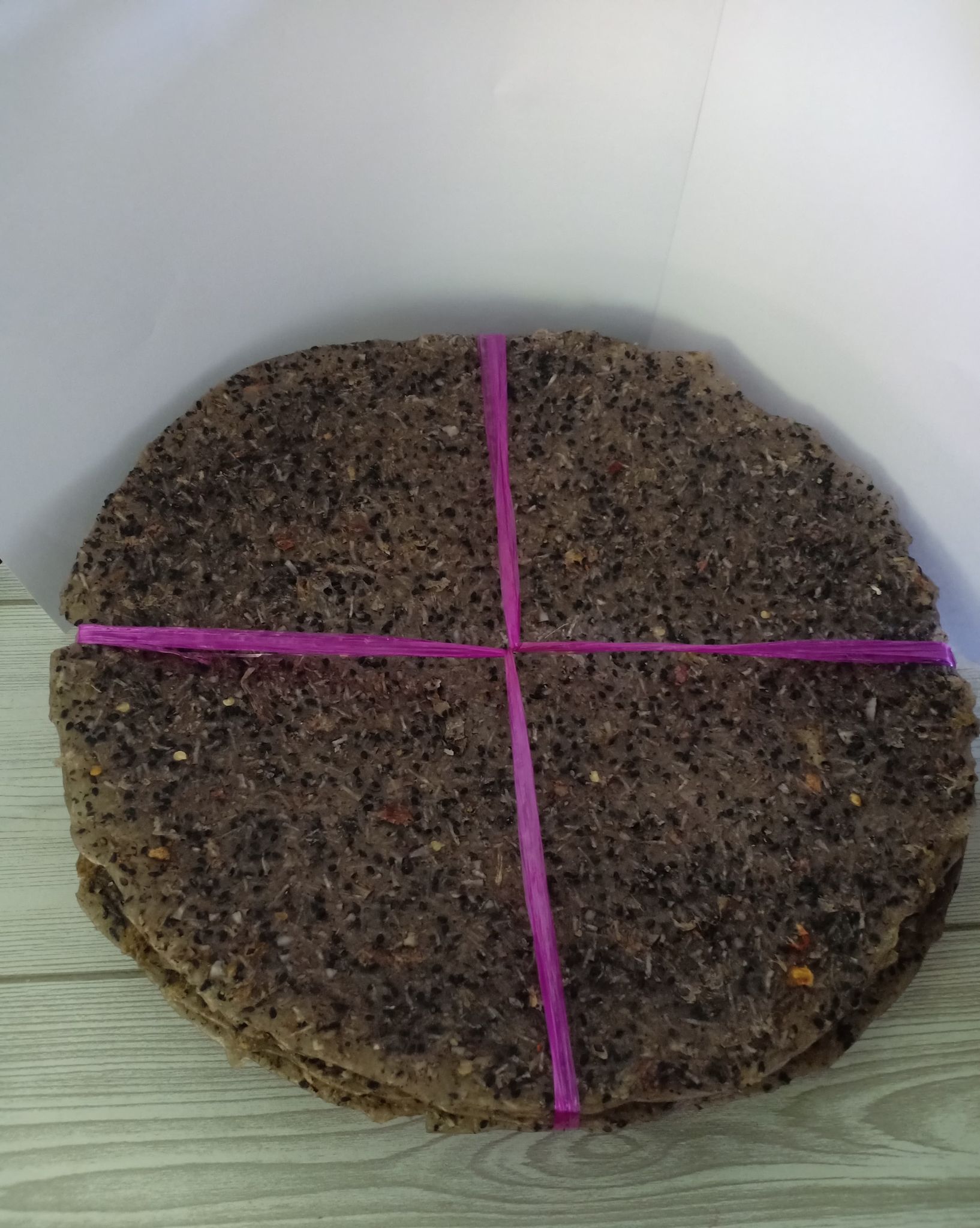 Đặc sản 10 cái bánh tráng dừa mè đen nướng Tam Quan Bình Định loại 1 (size lớn 28cm) - [Ảnh thật]