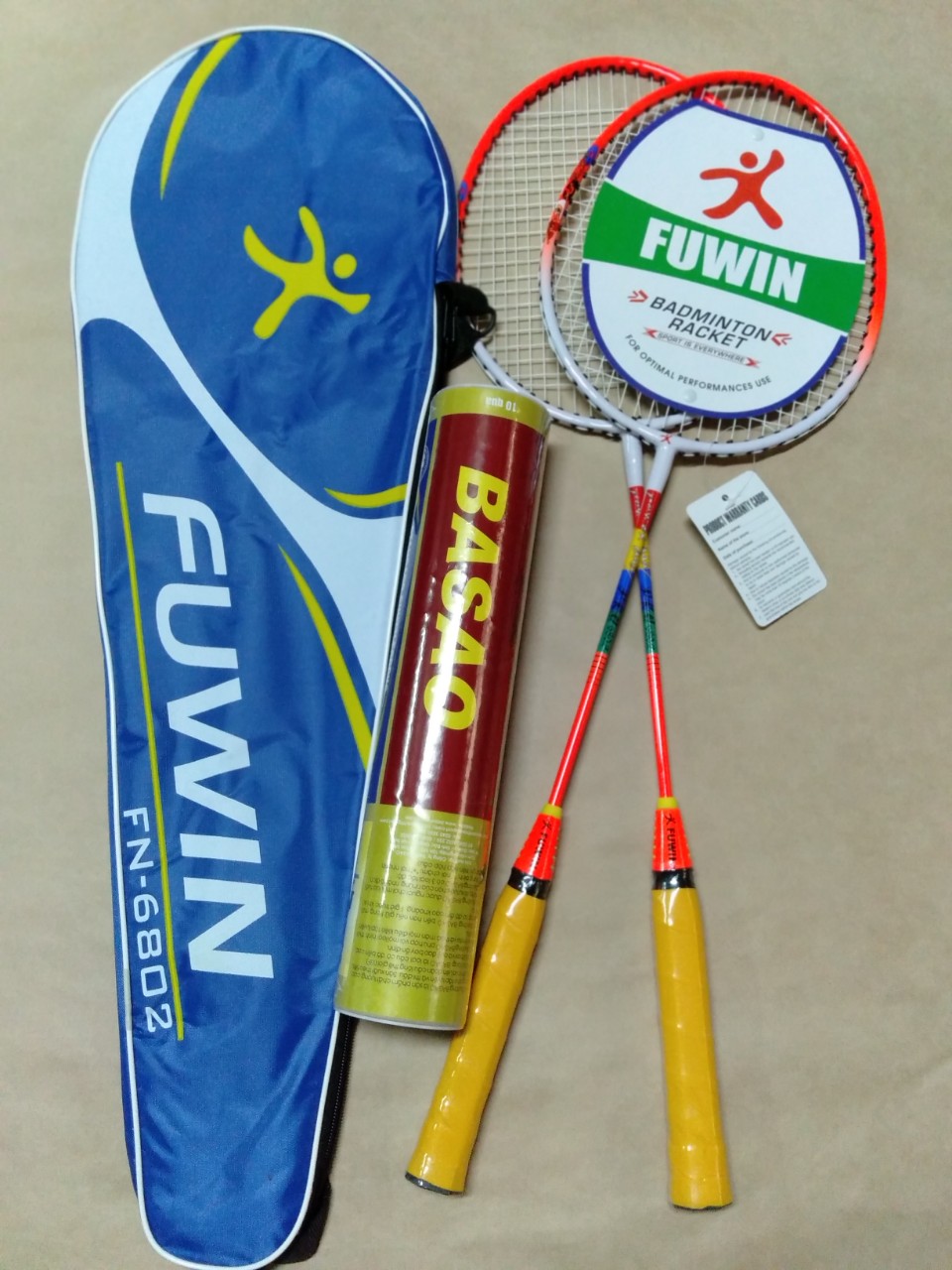 Combo 2 cây vợt cầu lông fuwin 6802 - tặng ngay 1 hộp cầu lông 3 sao 10 quả