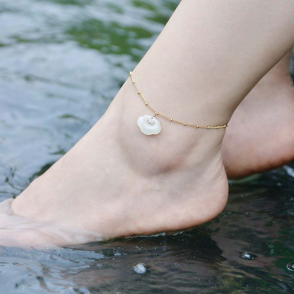 Lc014 lắc chân mặt khoá trường mệnh ngọc bích