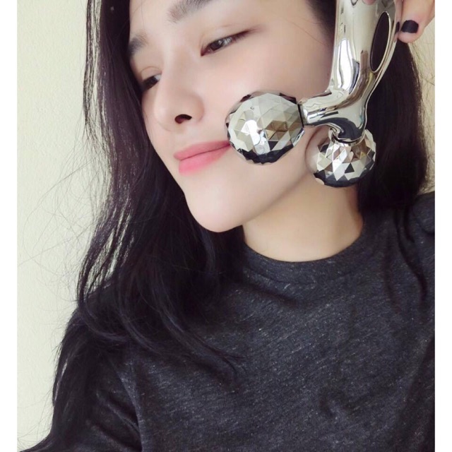 Cây lăn mặt massage 3d hàn quốc