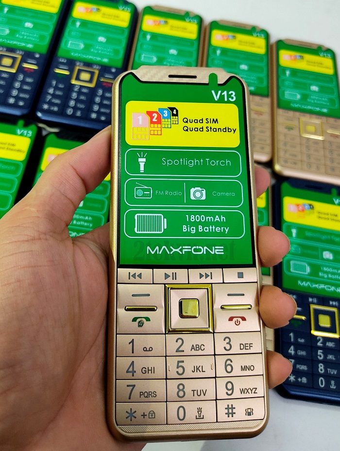 Điện thoại 4 sim 4 sóng Maxfone V13