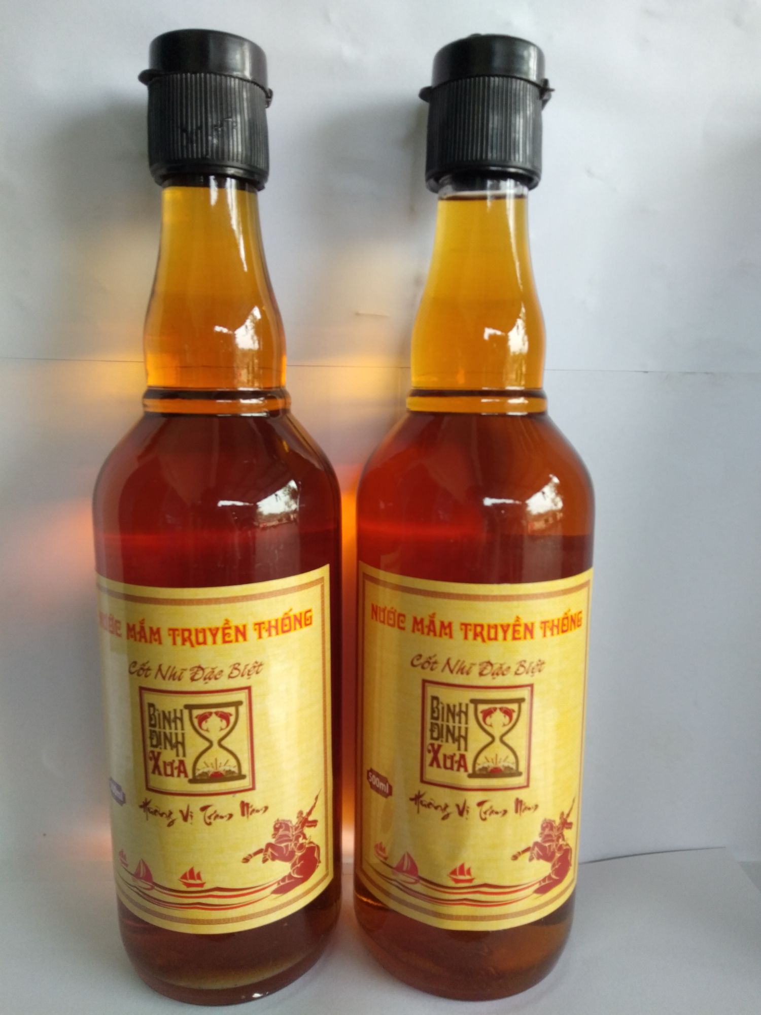 Nước mắm cá cơm cốt nhĩ Bình Định XƯA 2 chai/1 lít - 45 độ đạm