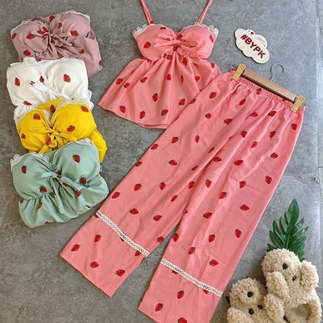 Set bộ dài 2 dây dâu - có mút ngực