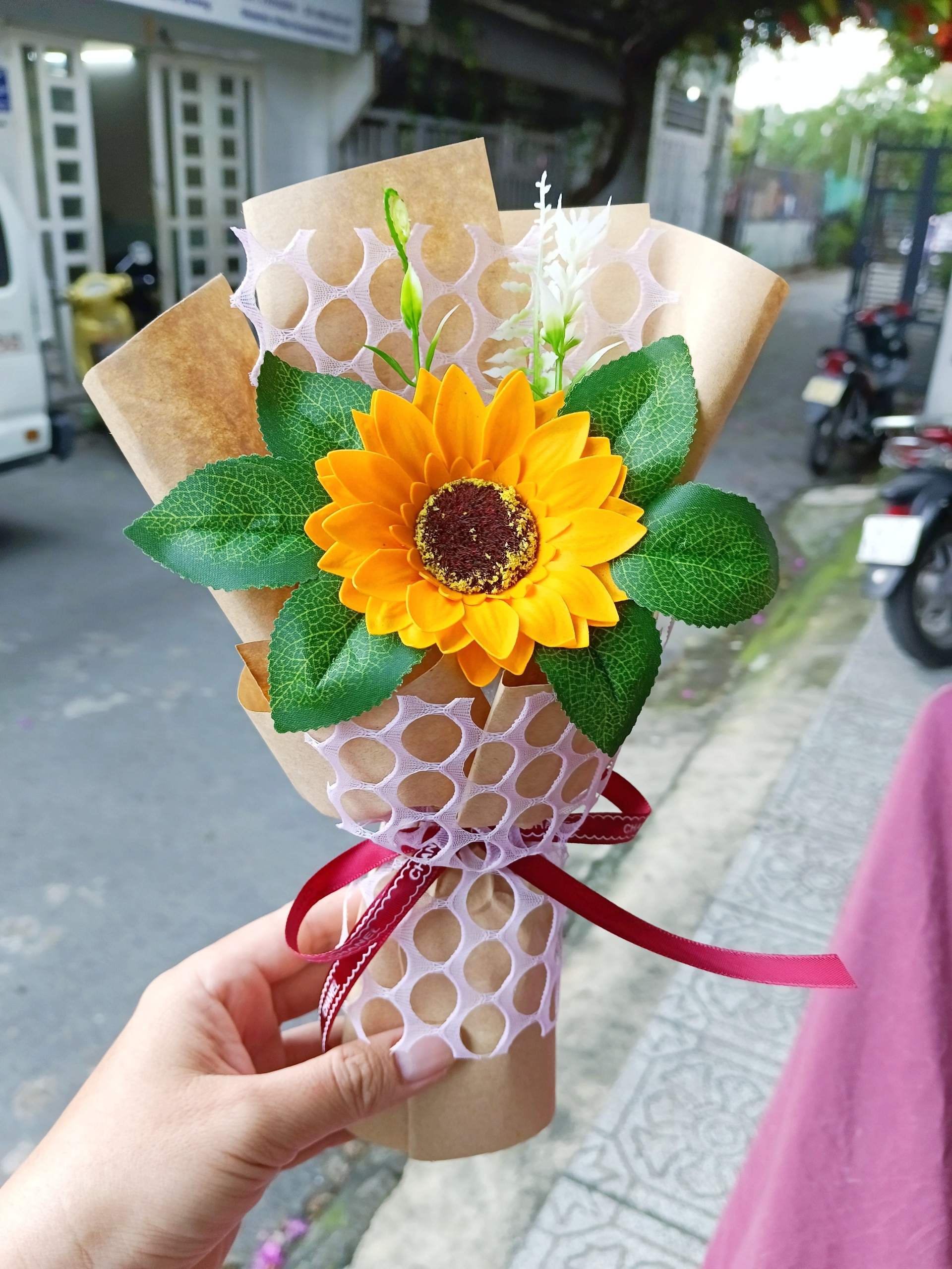 Bó hoa sáp - 1 bông hướng dương - ngày lễ 20.10, 20.11, quà tặng