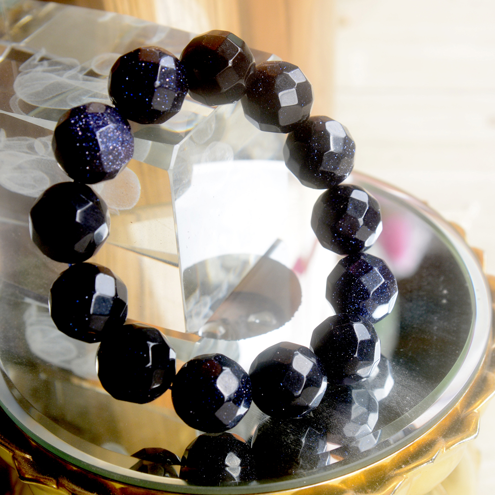 Vòng tay chuỗi đá kim sa xanh lục giác