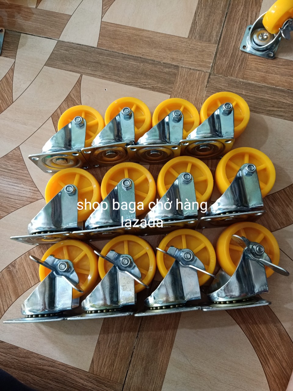 Bánh xe đẩy 70mm và 80mm xoay 360 độ+ VÍT BẮT BÁNH XE