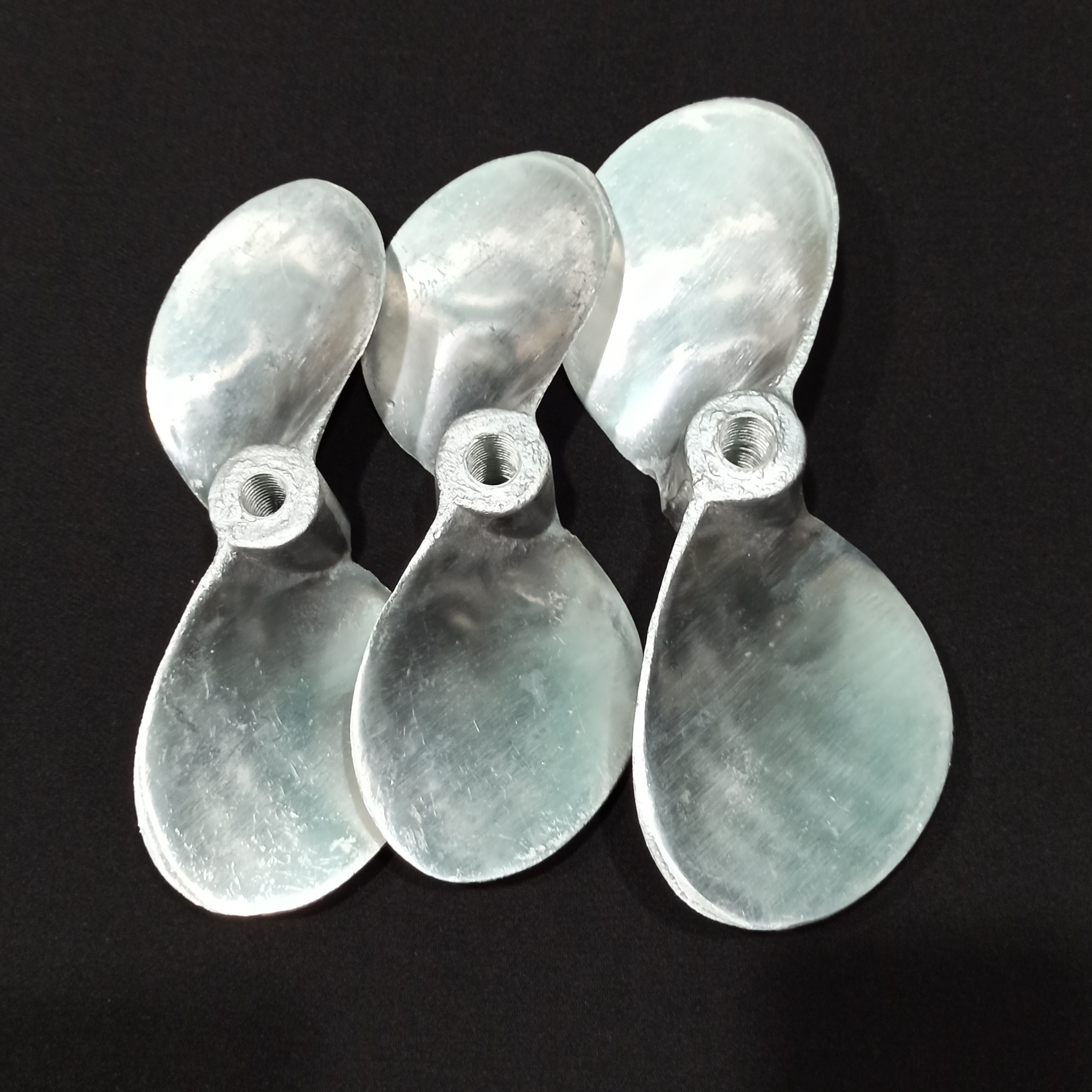 Chân Vịt 2 Cánh 22cm, 24cm Ren 14mm, 16mm ( Cánh Quạt Đẩy ) cho sắt xi đuôi tôm