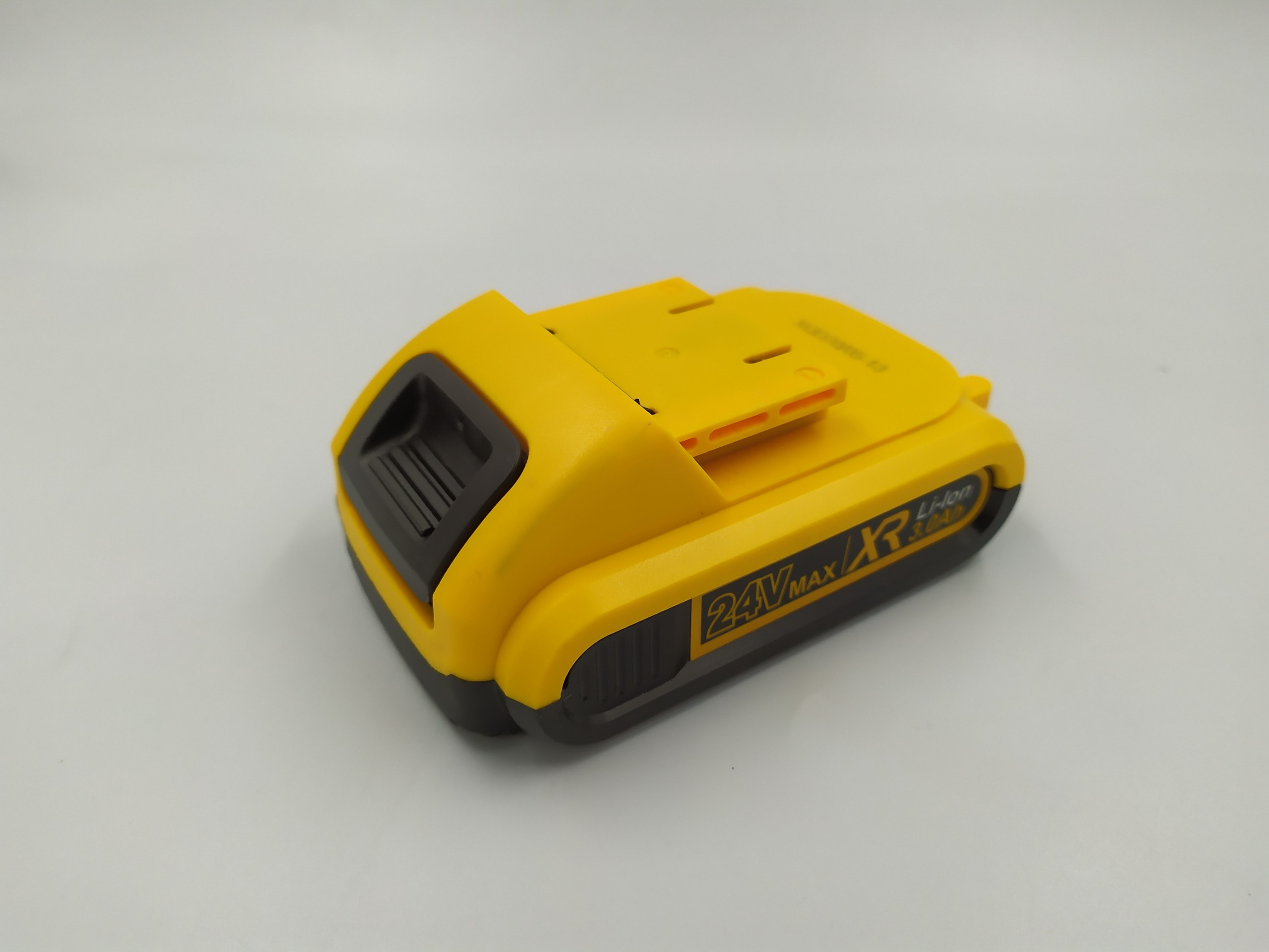 Thân máy - Pin của khoan Dewalt 24V