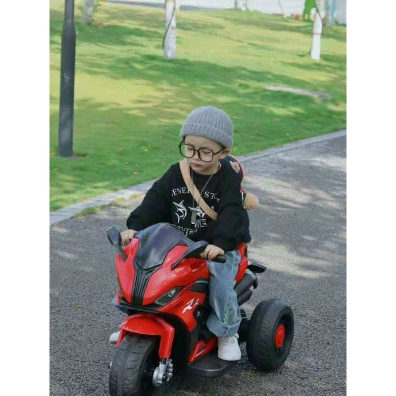 [Hoàn tiền 10%]XE MÁY ĐIỆN KIỂU DÁNG THỂ THAO - CÓ ĐÈN, NHẠC - xe mô tô điện địa hình