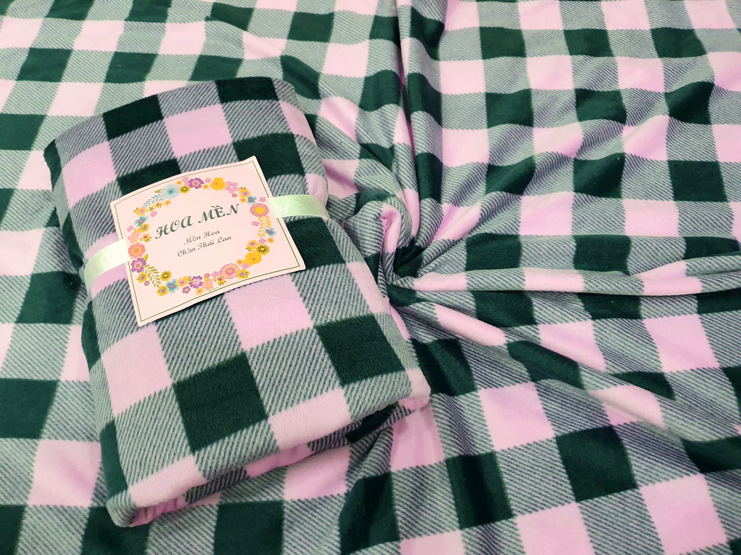 SALE/ 75k còn 65k Mền nỉ Thái cotton HỒNG CARO văn phòng đi học